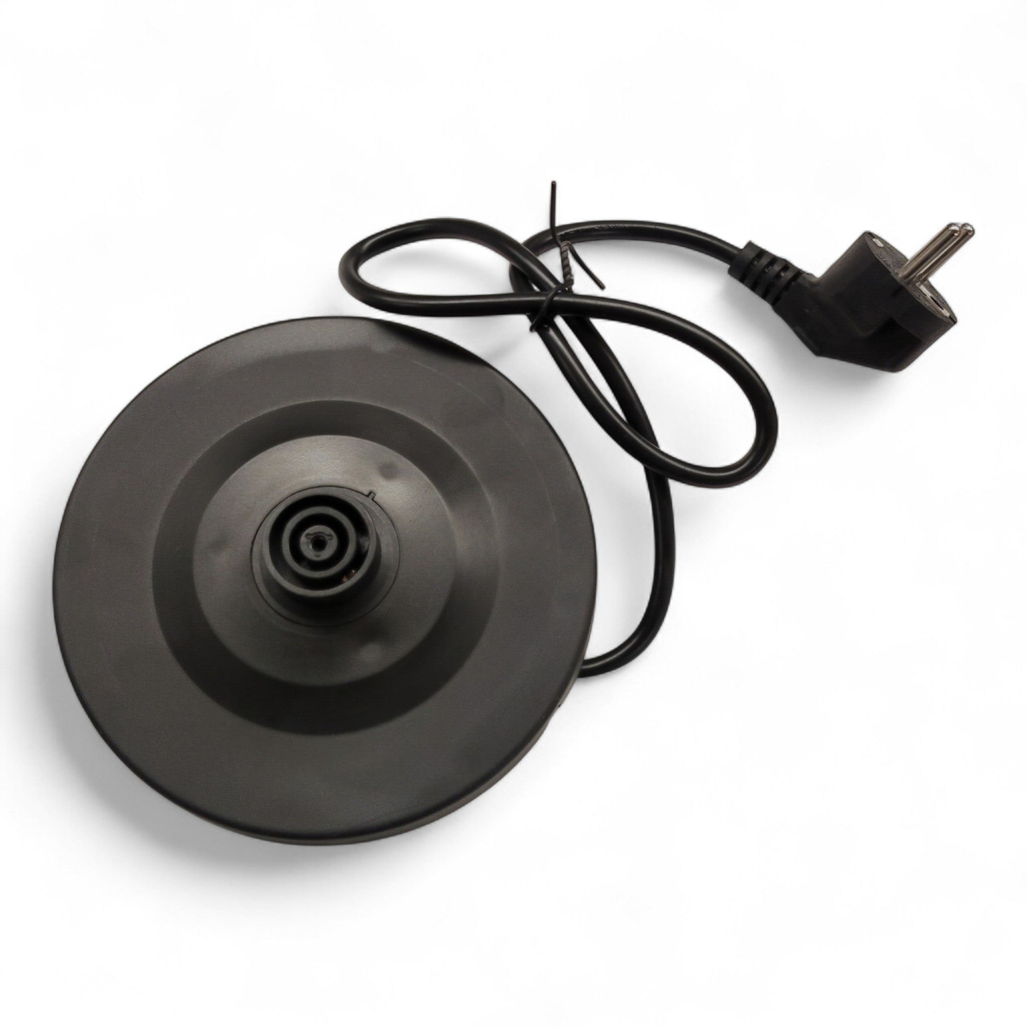 Royal Swiss Wasserkocher / 1500 Watt (B-Ware, 2 Liter) mit Netzkabel und Zweipolstecker, ideal für schnelles Erhitzen von Wasser, vor weissem Hintergrund abgebildet.