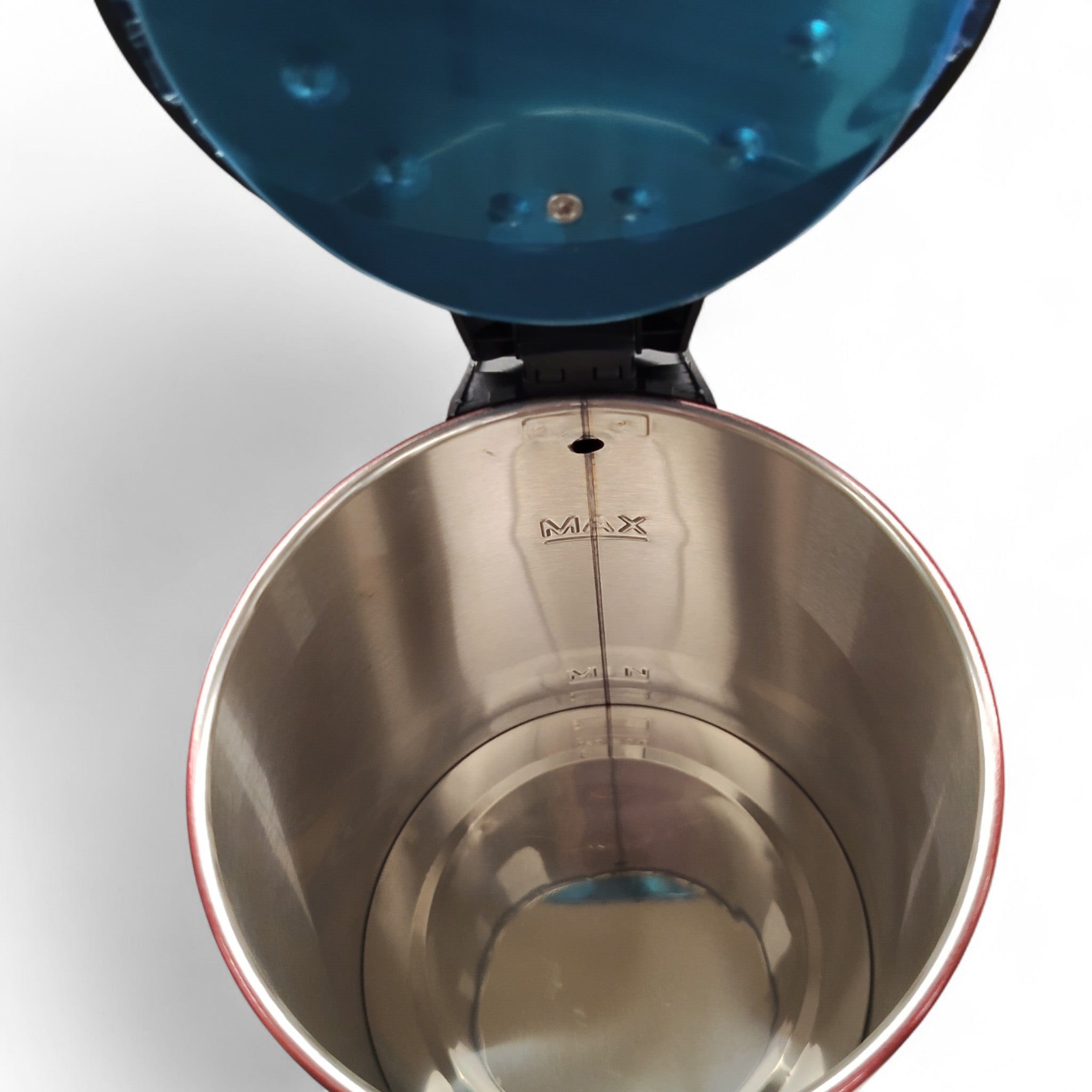 Royal Swiss Wasserkocher / 1500 Watt / 2 Liter / Rot // Neuware!