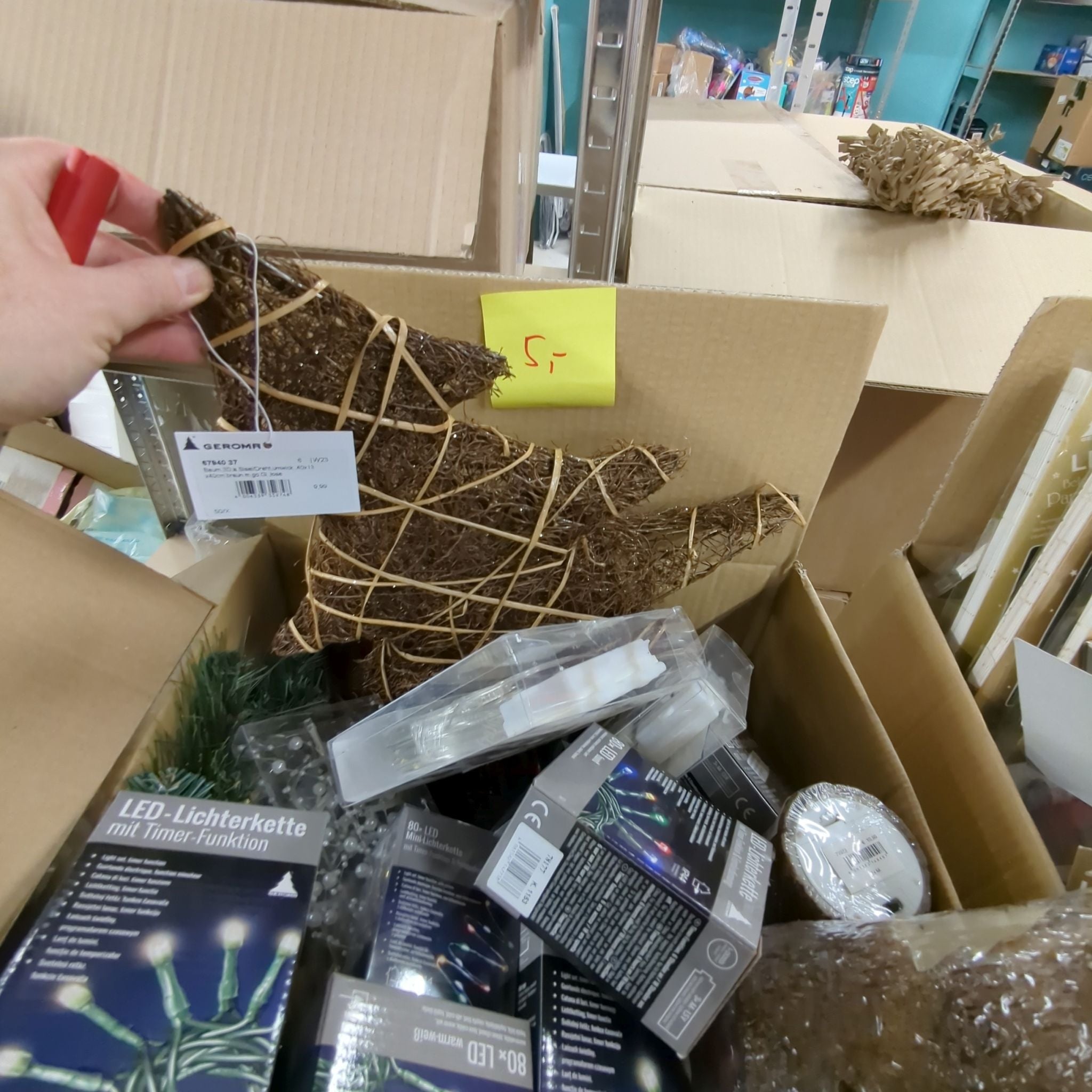 B Ware Weihnachsdeko Mysterybox Mischboxen Set 10 € bis 69 € Sets // Neuware und sehr gute B Ware! bei Retourify e. K.