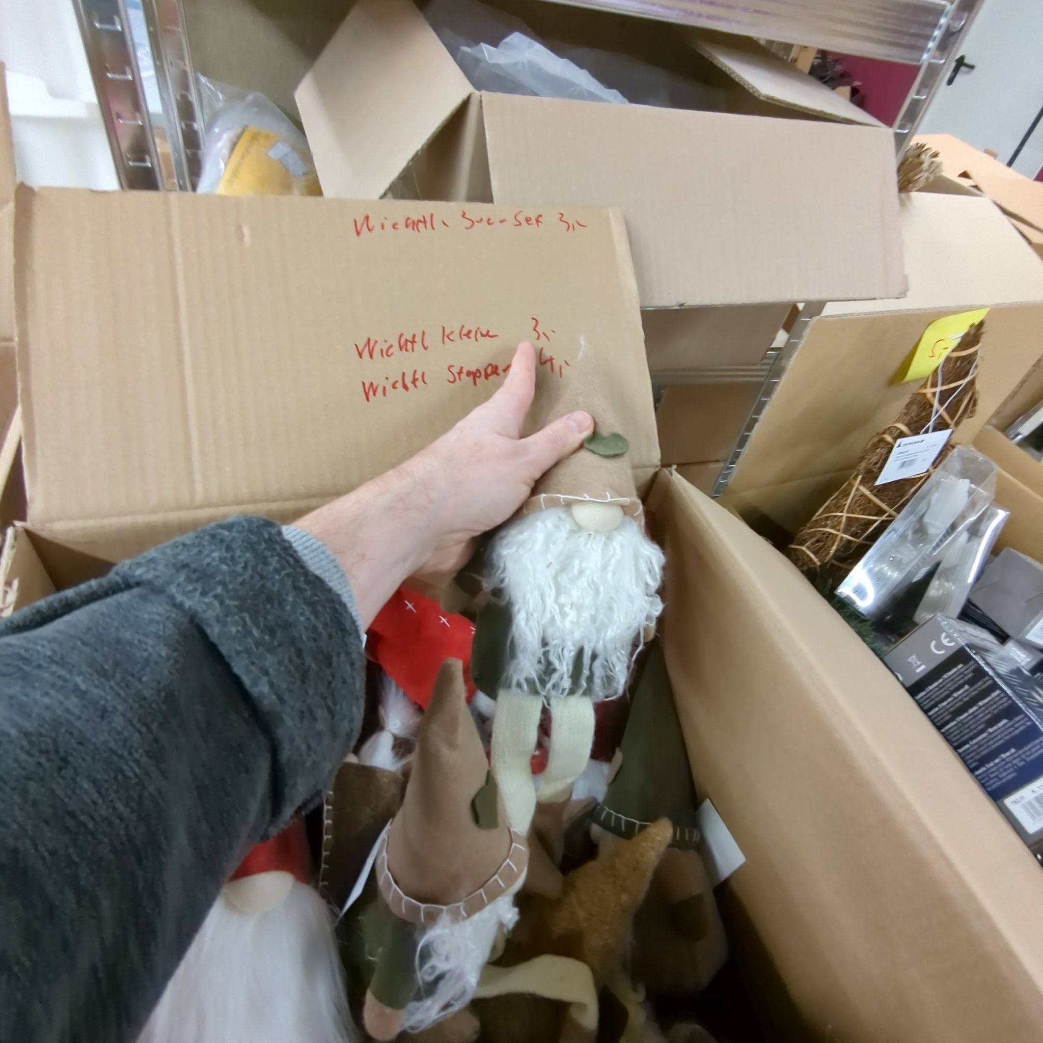 B Ware Weihnachsdeko Mysterybox Mischboxen Set 10 € bis 69 € Sets // Neuware und sehr gute B Ware! bei Retourify e. K.