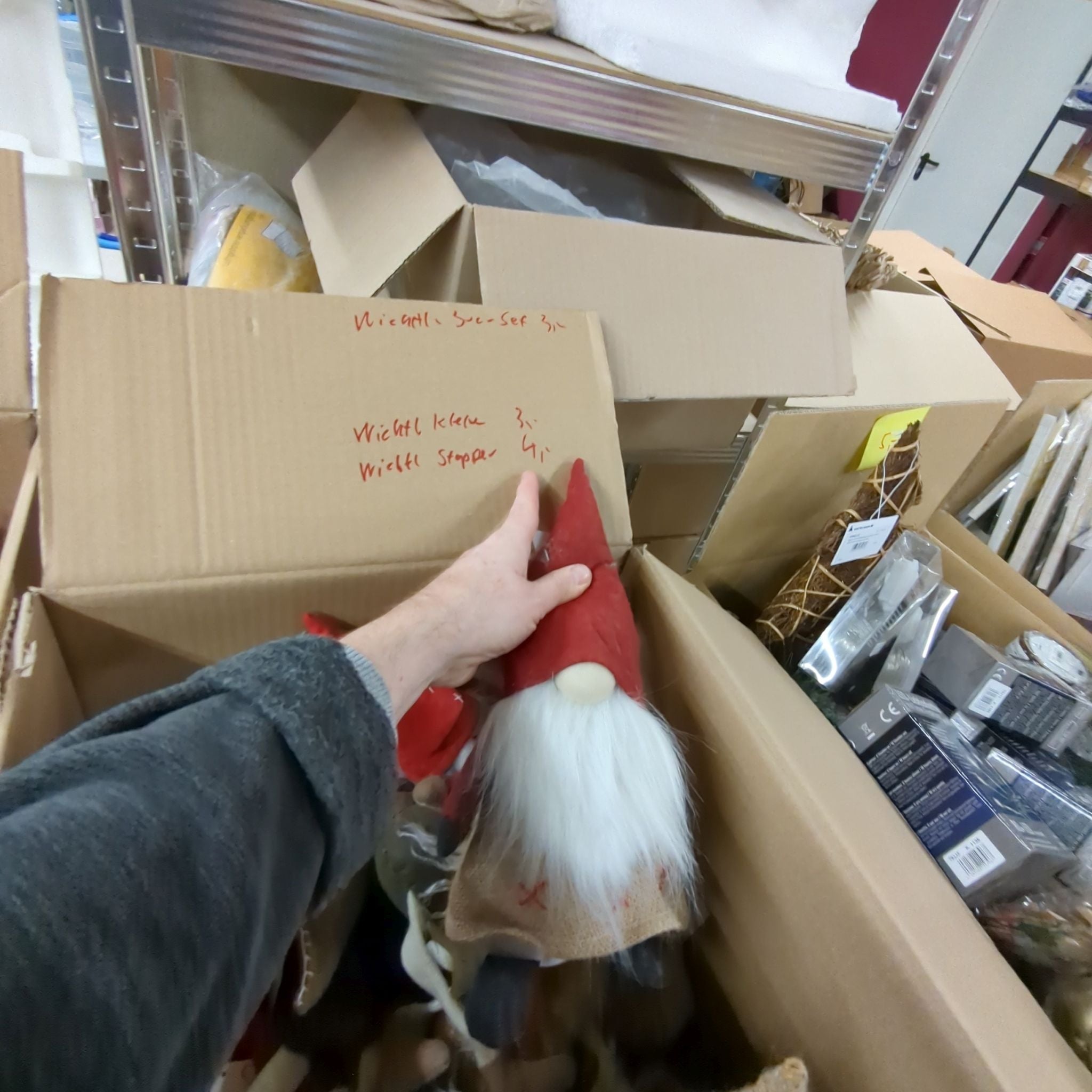 B Ware Weihnachsdeko Mysterybox Mischboxen Set 10 € bis 69 € Sets // Neuware und sehr gute B Ware! bei Retourify e. K.