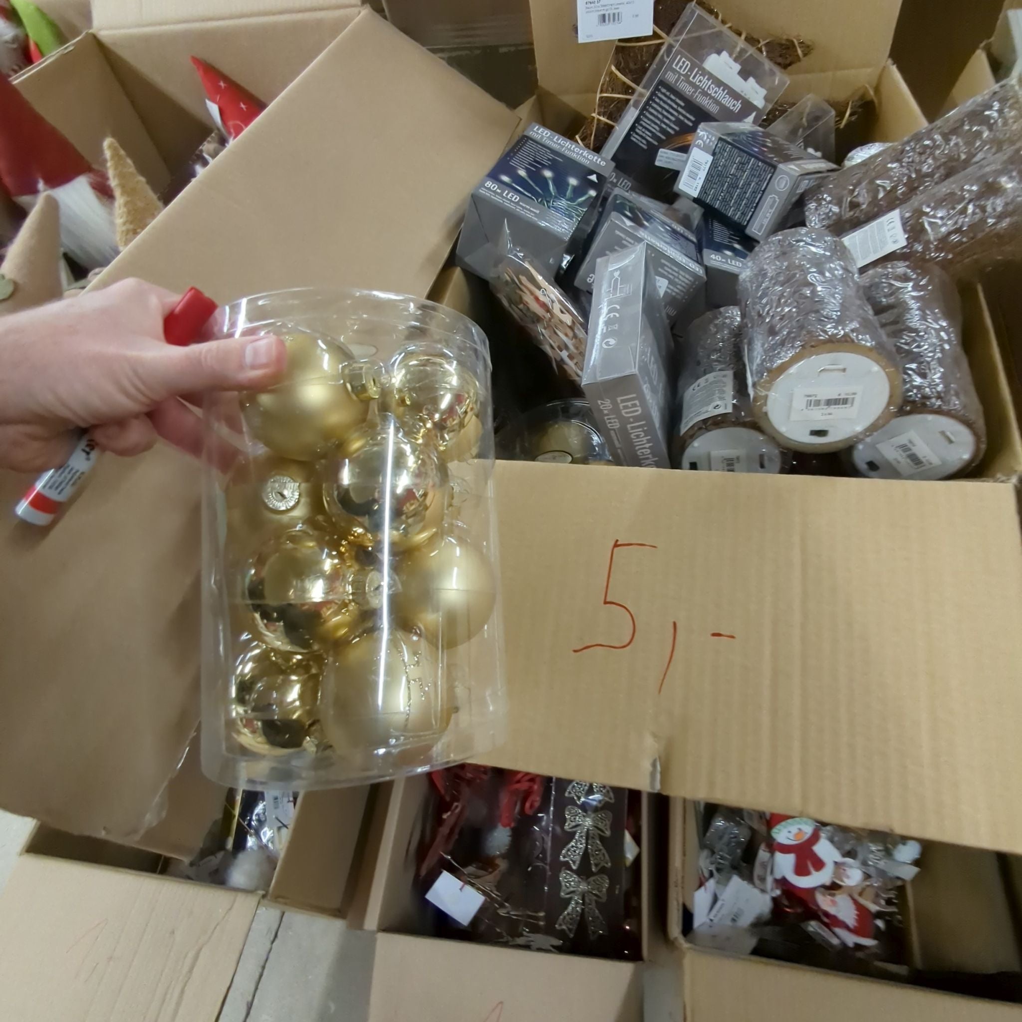 B Ware Weihnachsdeko Mysterybox Mischboxen Set 10 € bis 69 € Sets // Neuware und sehr gute B Ware! bei Retourify e. K.