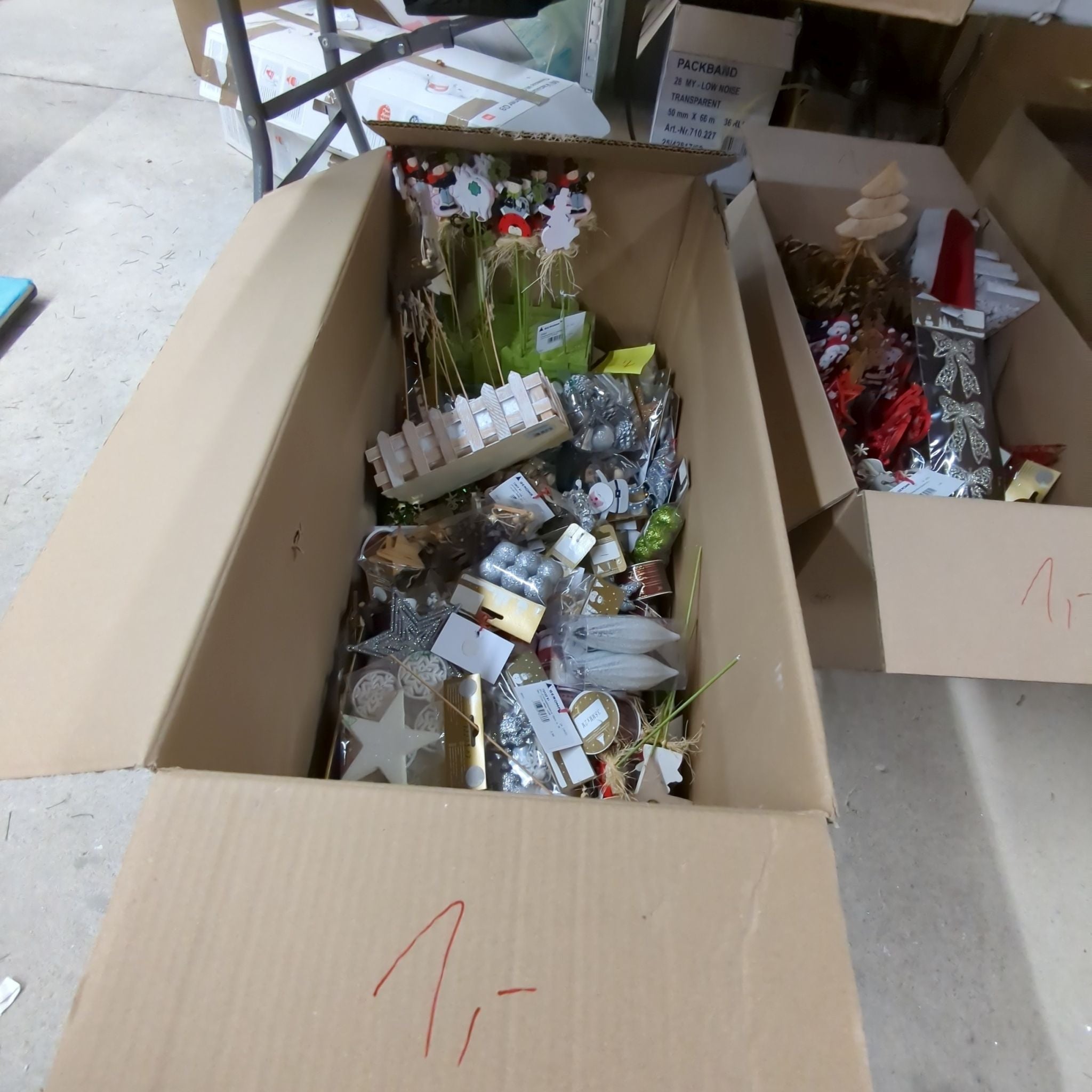 B Ware Weihnachsdeko Mysterybox Mischboxen Set 10 € bis 69 € Sets // Neuware und sehr gute B Ware! bei Retourify e. K.