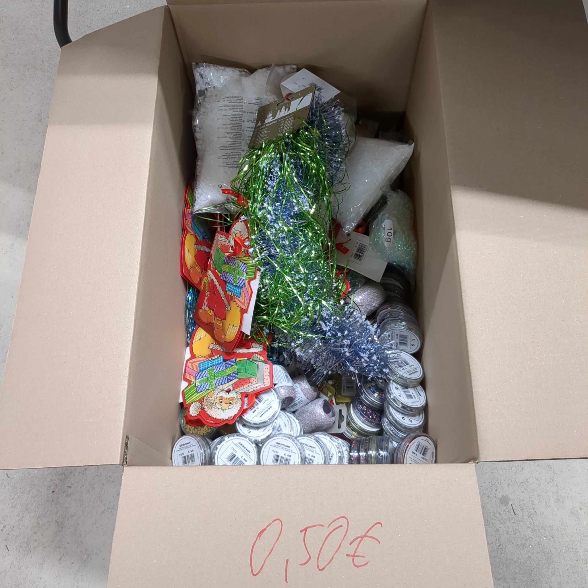 B Ware Weihnachsdeko Mysterybox Mischboxen Set 10 € bis 69 € Sets // Neuware und sehr gute B Ware! bei Retourify e. K.