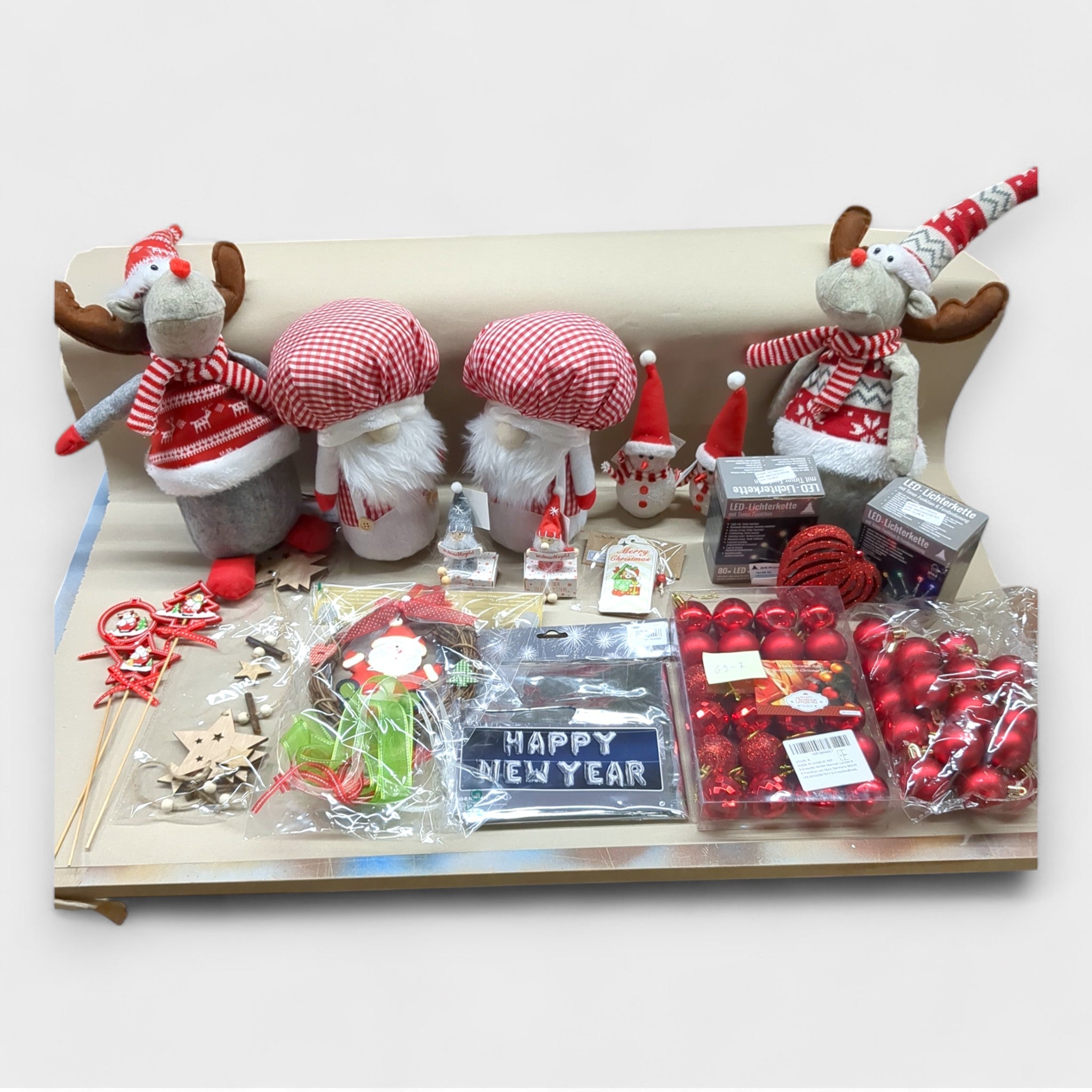 B Ware Weihnachtsdeko Fertigsets Mischboxen für 69 Euro // Neuware und sehr gute B Ware! / versandfrei! bei Retourify e. K.