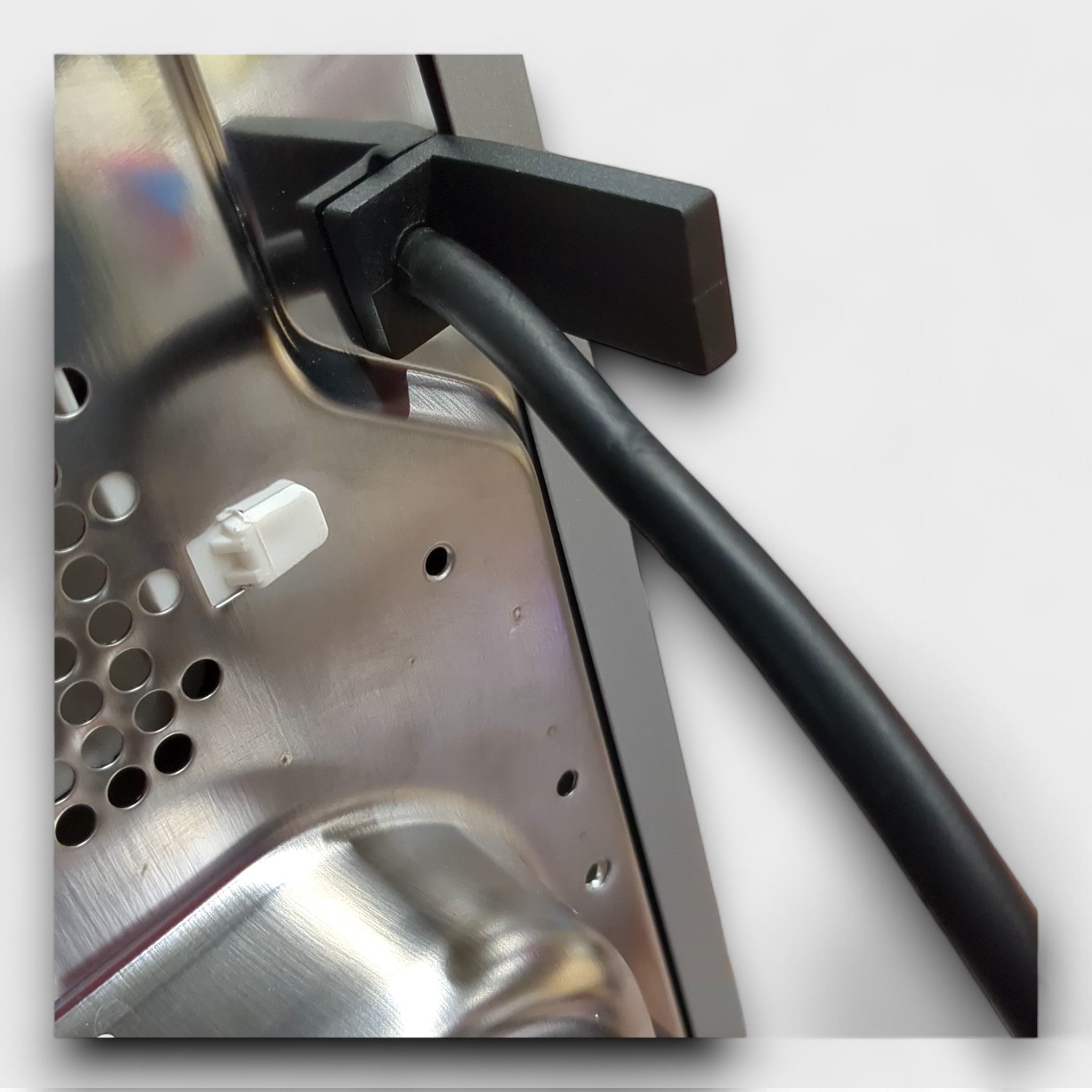 Cecotec Grandheat 2350 Built - In Black Einbaumikrowelle // B Ware bei Retourify e. K.