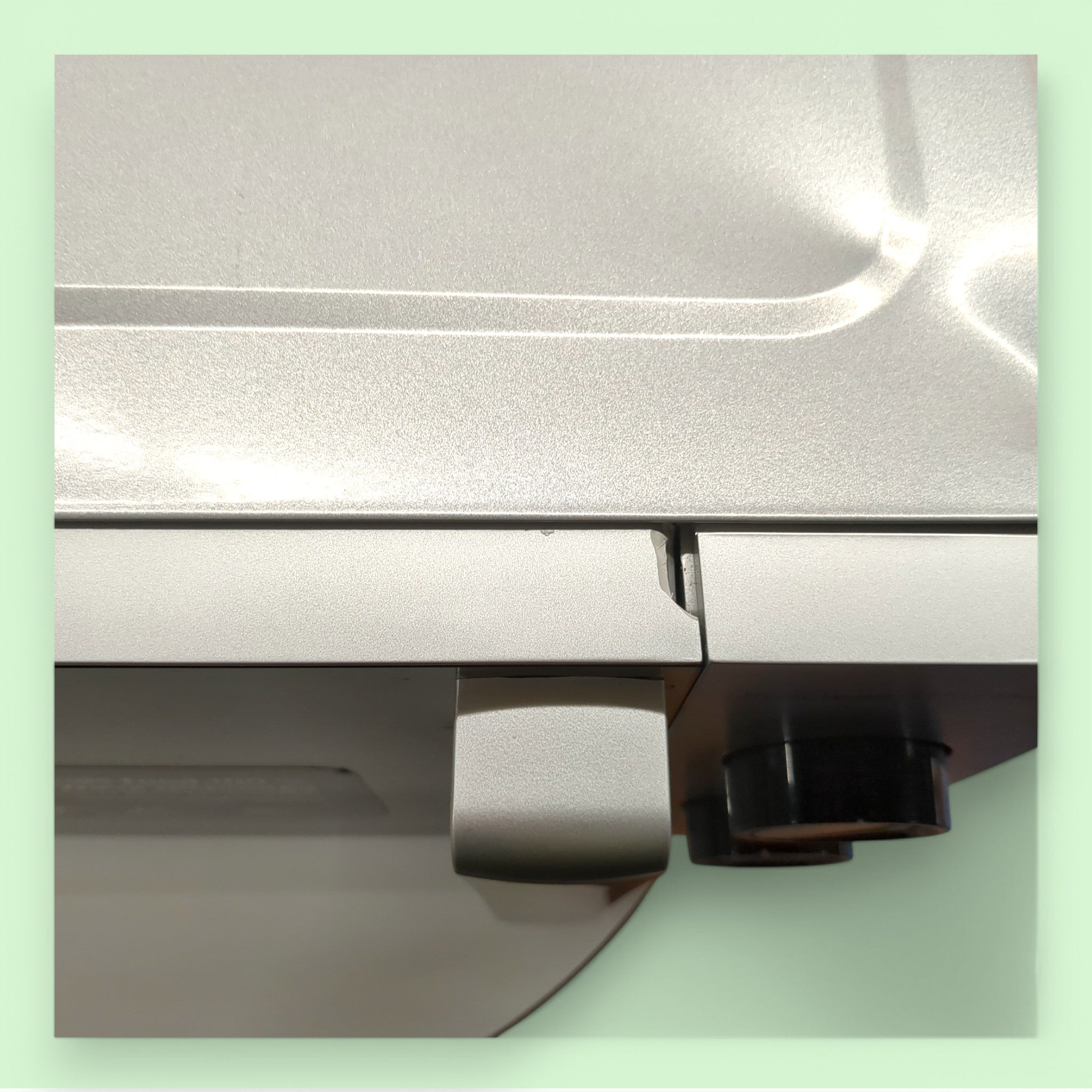 Cecotec Proclean 3160 Mirror Mikrowelle / 700+800 Watt / 20 Liter // Defekt bei Retourify e. K.