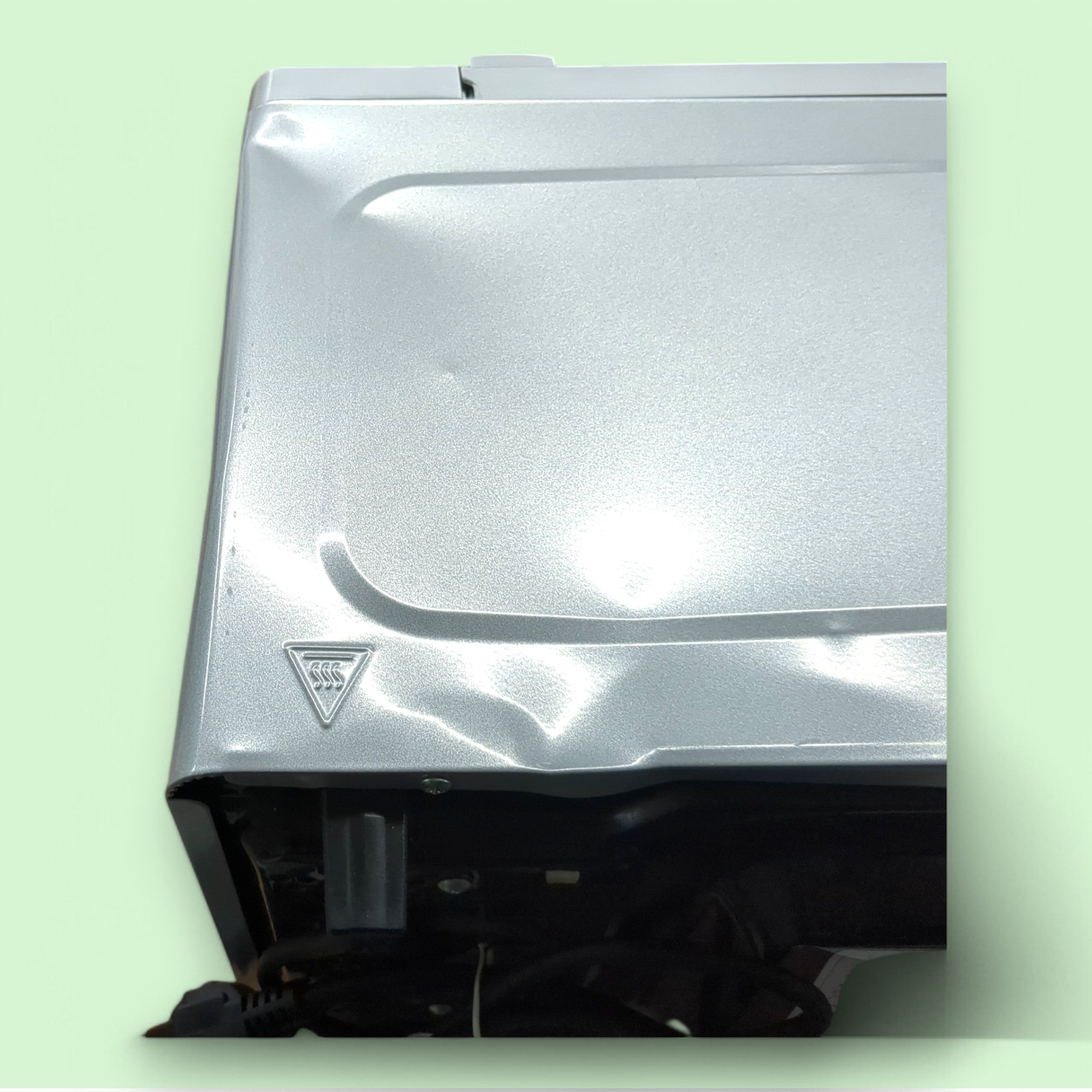 Cecotec Proclean 3160 Mirror Mikrowelle / 700+800 Watt / 20 Liter // Defekt bei Retourify e. K.