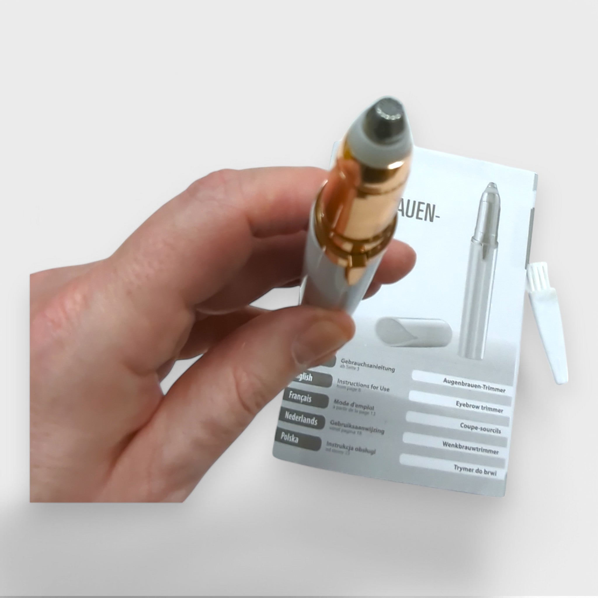 HAIRGENIE Augenbrauentrimmer / batteriebetrieben // Neuware bei Retourify e. K.