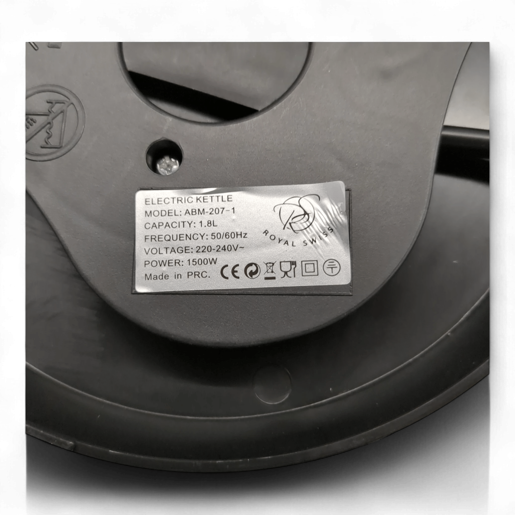 Royal Swiss Elektrischer Wasserkocher ABM - 207 - 1 / in drei Farben verfügbar // Neuware! bei Retourify e. K.