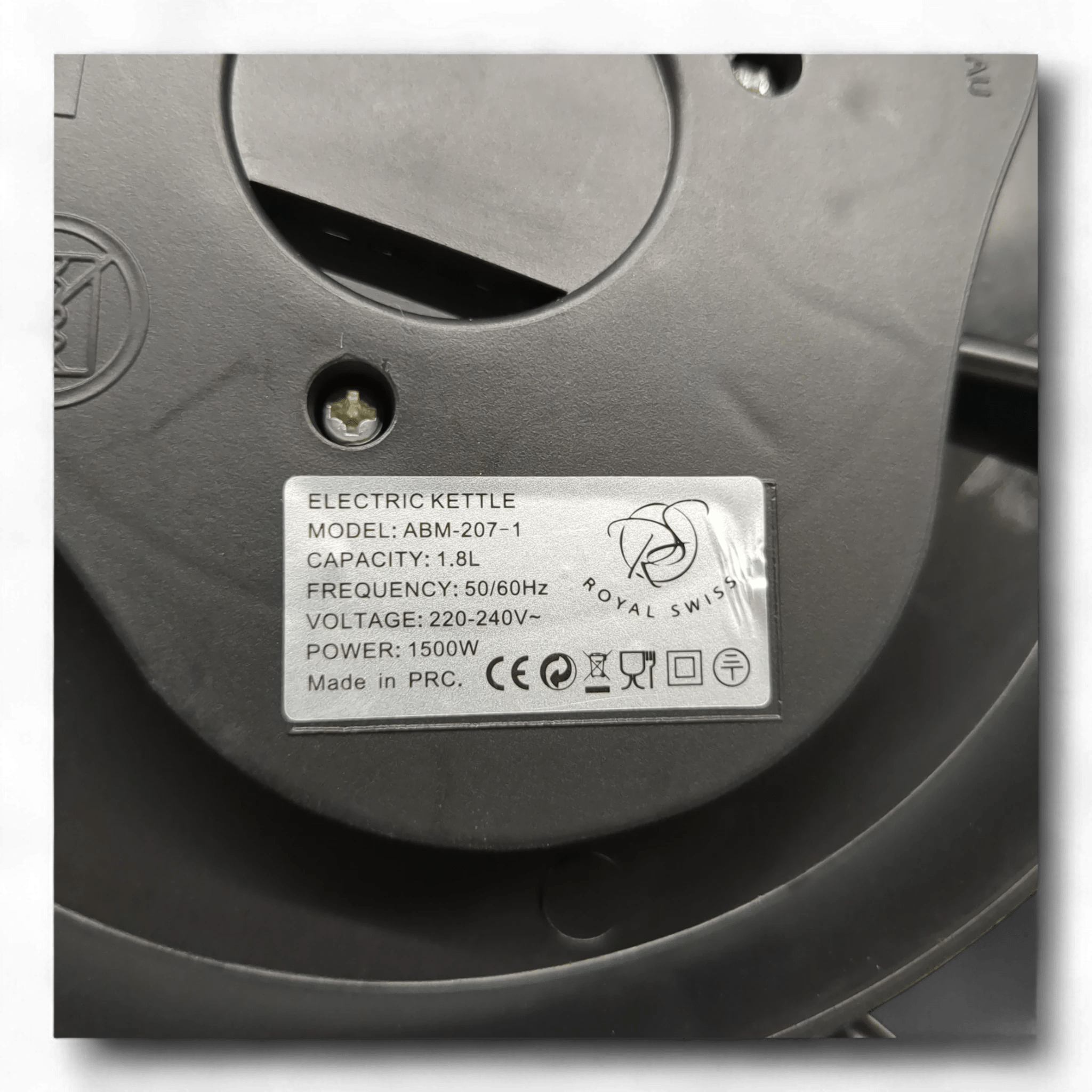 Royal Swiss Elektrischer Wasserkocher ABM - 207 - 1 / in drei Farben verfügbar // Neuware! bei Retourify e. K.