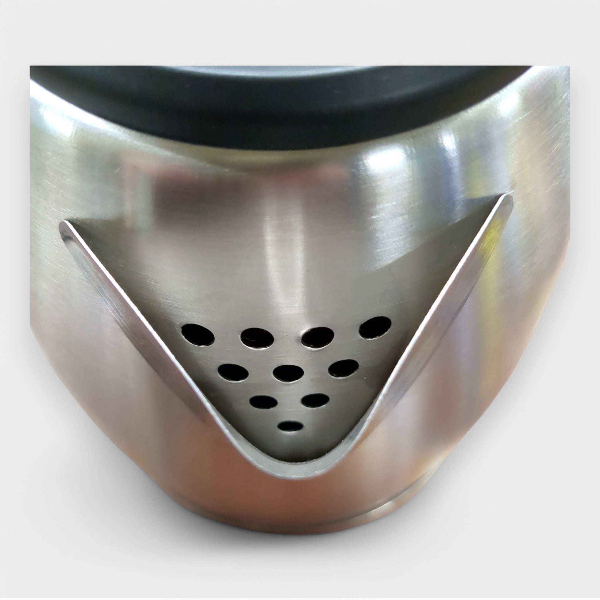 Royalty Line Wasserkocher SSK - 1.7L / 1,8 Liter / 1500 Watt / leicht und kompakt // Neuware bei Retourify e. K.