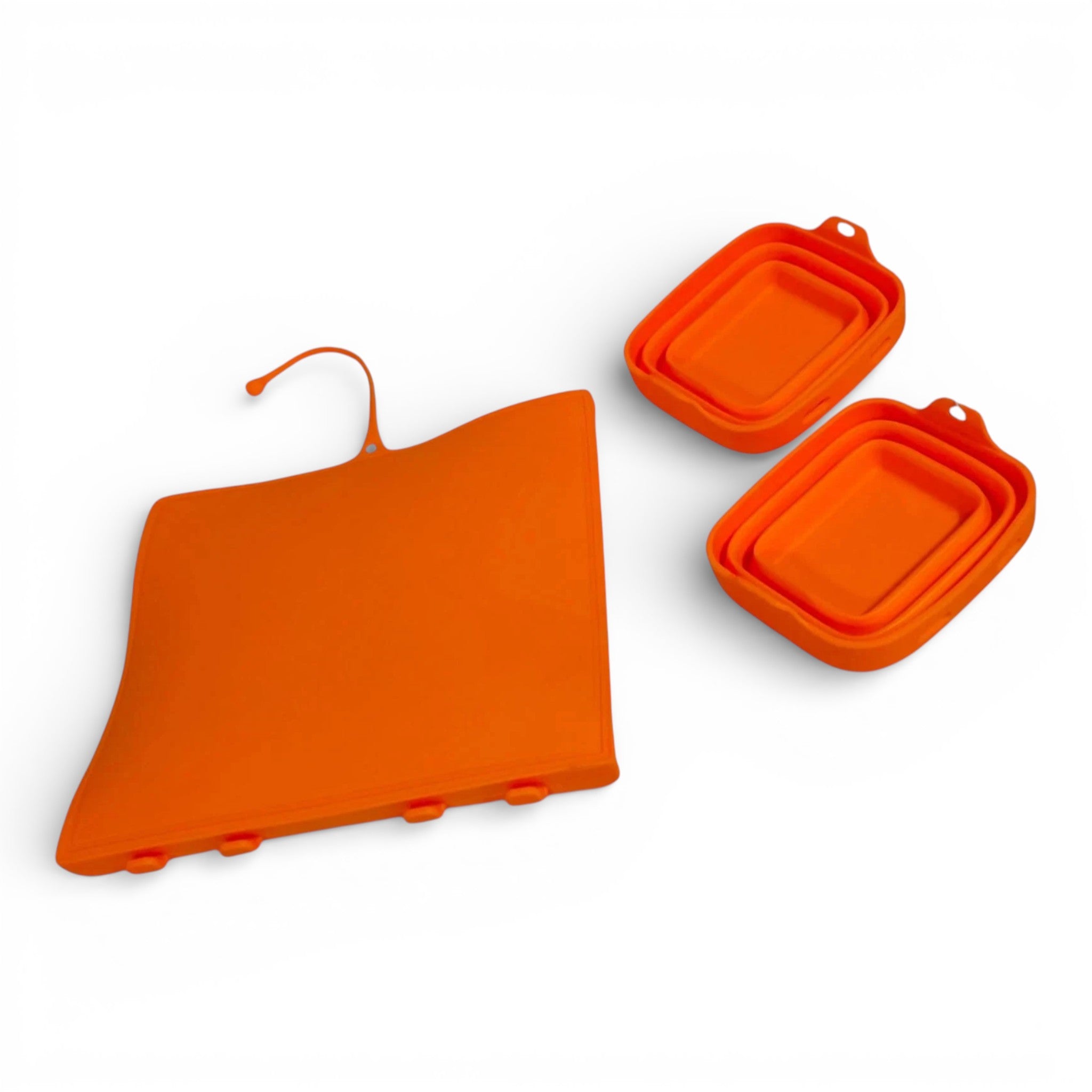 COOK´S ESSENTIALS 2er-Set Schüsseln & Schneidebrett faltbar, rollbar Silikon in kräftigem Orange, attraktive Sonderposten, geprüfte B-Ware im Bestzustand, exklusive Einzelstücke, nachhaltig und stark reduziert.
