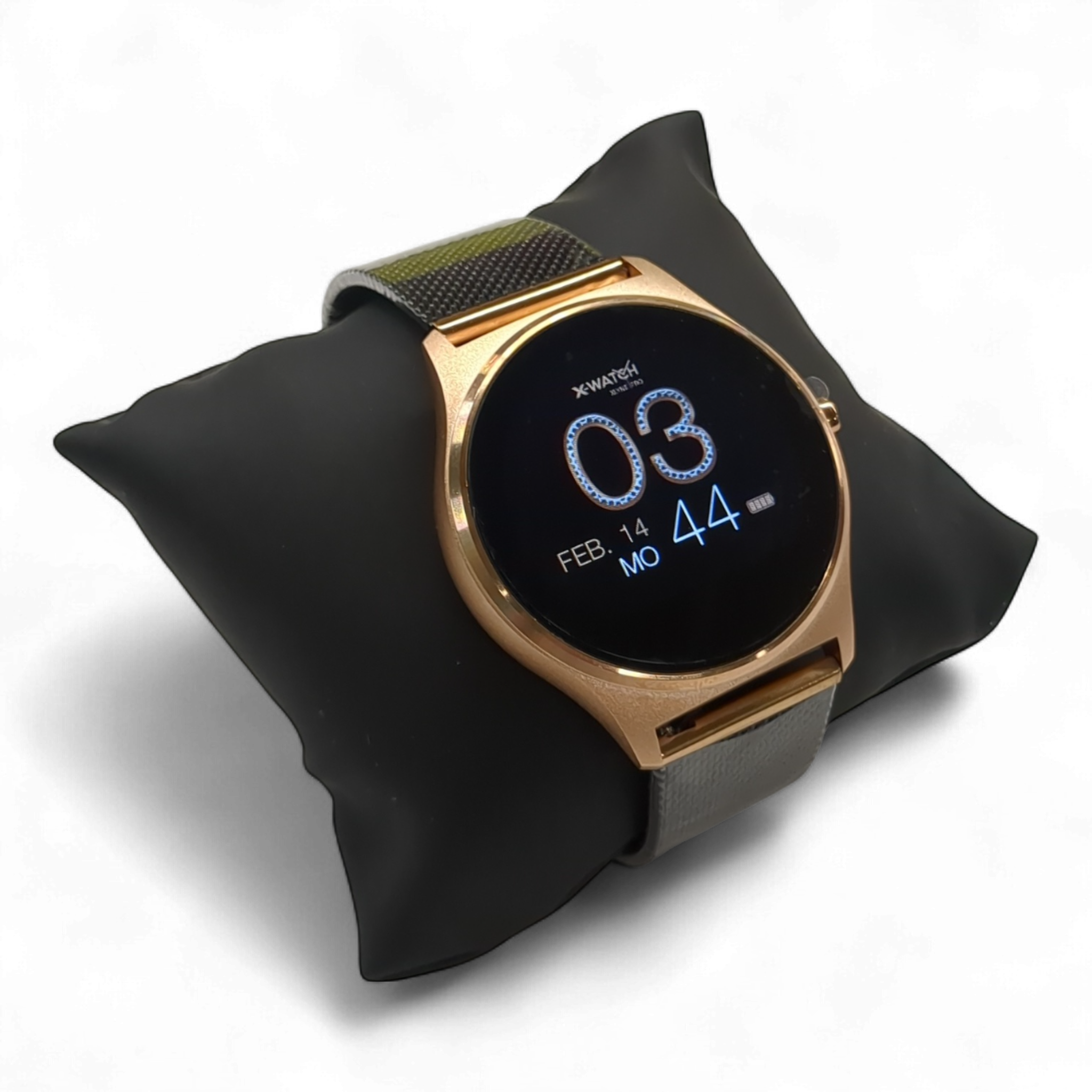 XLyne Joli XW Pro Smartwatch / 1.22 Zoll / Android + iOS  / Farbe Rosegold // B Ware